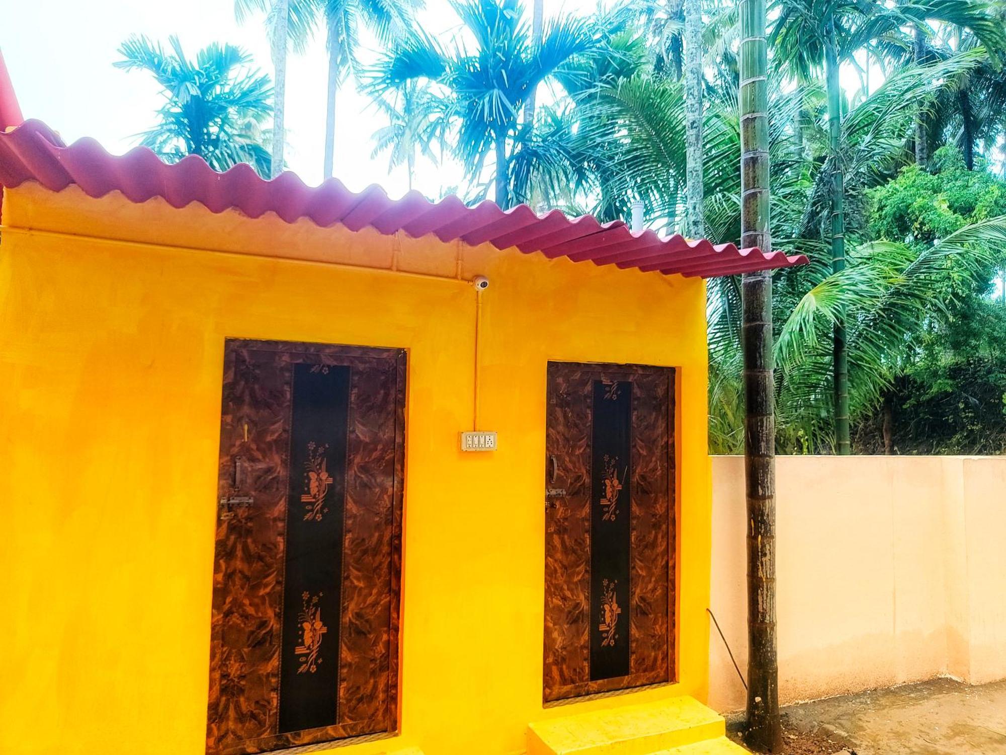 Shivalaya Farmstay Located Amdist Coconut Farm With River Access Near Isha,Adiyogi,Siruvani Alandurai Exterior photo